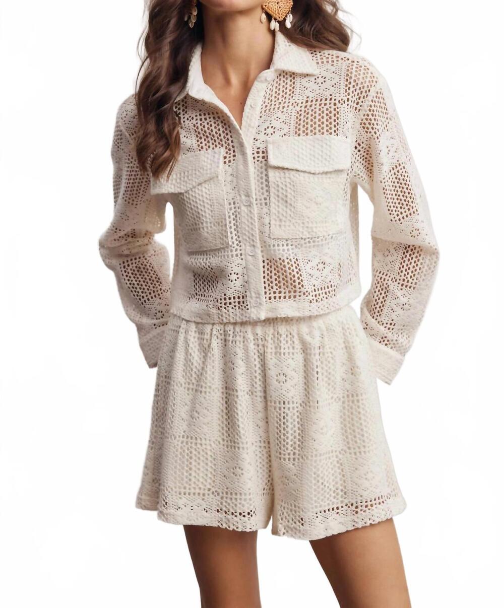 NEW LISTICLE crochet lace elegant shorts in cream